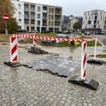 02.11.2021. Kielce. Ulica Piotrkowska. Nowe przejście dla pieszych z gładkiej kostki typu Napoli / Wiktor Taszłow / Radio Kielce