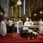 21.11.2021. Sandomierz. Msza święta w uroczystość Chrystusa Króla / ks. Wojciech Kania