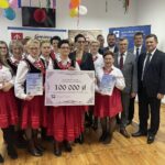 07.12.2021 Kiełczyna, gmina Bogoria. Wręczenie nagrody dla KGW „Czerwona Malina” / Grażyna Szlęzak-Wójcik / Radio Kielce