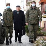 23.12.2021. Kielce. Terytorialsi odwiedzają kombatantów / ppor. Daniel Woś / ŚBOT