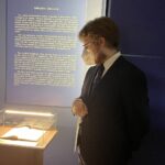 18.12.2021. Sandomierz. Szachy sandomierskie na stałej ekspozycji. Na zdjęciu: Mikołaj Getka-Kenig - dyrektor Muzeum Okręgowego w Sandomierzu / Grażyna Szlęzak-Wójcik / Radio Kielce