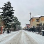 24.12.2021. Kielce. Zaśnieżone drogi i chodniki / Wiktor Taszłow / Radio Kielce