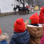 06.12.2021. Końskie. Wizyta Świętego Mikołaja w Przedszkolu numer 2 / Magdalena Galas-Klusek / Radio Kielce