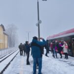 12.12.2021. Końskie. Wycieczka pociągiem do Tomaszowa Mazowieckiego organizowana przez konecki oddział PTTK / Magdalena Galas-Klusek / Radio Kielce