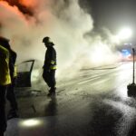 14.12.2021. Modliszewice. Pożar samochodu / Magdalena Galas-Klusek / Radio Kielce