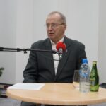 12.12.2021. Studio Polityczne Radia Kielce. Na zdjęciu: Sławomir Szarek - Konfederacja / Sebastian Kalwat / Radio Kielce