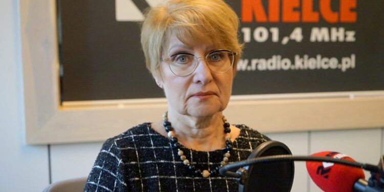 13.12.2021. Radio Kielce. Na zdjęciu: Dorota Koczwańska-Kalita - naczelnik kieleckiej delegatury Instytutu Pamięci Narodowej / Piotr Kwaśniewski / Radio Kielce