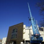 21.12.2021. Kielce. Dźwig przy Politechnice Świętokrzyskiej / Sebastian Kalwat / Radio Kielce