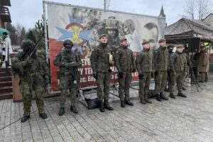 19.12.2021. Starachowice. Przysięga żołnierzy 10. Świętokrzyskiej Brygady Wojsk Obrony Terytorialnej / Anna Głąb / Radio Kielce