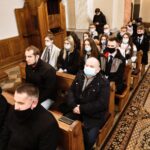 03.12.2021. Włoszczowa. Obchody 37. rocznicy protestu w obronie krzyży w Zespole Szkół Zawodowych. Msza święta / Jarosław Kubalski / Radio Kielce