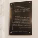 03.12.2021. Włoszczowa. Obchody 37. rocznicy protestu w obronie krzyży w Zespole Szkół Zawodowych. Msza święta / Jarosław Kubalski / Radio Kielce