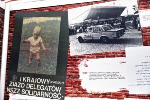 10.12.2021. Kielce. Wystawy przypominające wprowadzenie stanu wojennego / Jarosław Kubalski / Radio Kielce