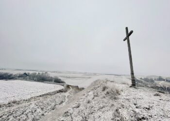 śnieg zima / Wiktor Taszłow / Radio Kielce