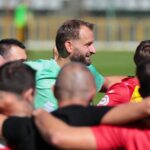 05.09.2021. Kielce. Mecz Banda Świrów - Kibice Korony. Na zdjęciu: Zbigniew Małkowski / Wiktor Taszłow / Radio Kielce