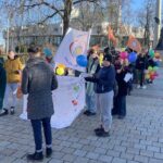 03.12.2021. Kielce. Korowód wolontariuszy / Iwona Murawska / Radio Kielce