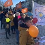 03.12.2021. Kielce. Korowód wolontariuszy / Iwona Murawska / Radio Kielce