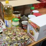 10.12.2021. Kielce. Pracownicy urzędu marszałkowskiego włączyli się w ogólnopolską akcję „Szlachetna Paczka” / Iwona Murawska / Radio Kielce