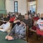 13.12.2021. Sandomierz. Spotkanie z uczniami w sandomierskim ratuszu z okazji 40. rocznicy wprowadzenia stanu wojennego w Polsce / Grażyna Szlęzak-Wójcik / Radio Kielce