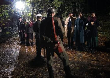 Tokarnia. Plan filmowy „Last Birthday” / Joanna Biskup-Brykczyńska