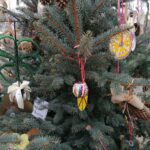 08.12.2021. Nowy Korczyn. Choinki na Rynku / Marta Gajda-Kruk / Radio Kielce