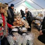 15.12.2021. Busko-Zdrój. Kiermasz świąteczny / Marta Gajda-Kruk / Radio Kielce