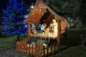 19.12.2021. Skalbmierz. Świąteczne dekoracje / Marta Gajda-Kruk / Radio Kielce