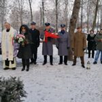 27.12.2021. Jędrzejów. Odsłonięcie popiersia ppłk Kazimierza Zenktelera / Marta Gajda-Kruk / Radio Kielce