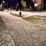 20.12.2021. Kielce. Śliskie ulice i chodniki / Jarosław Kubalski / Radio Kielce