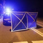 Najechał na leżącego mężczyznę. Był pijany