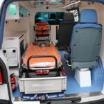 28.12.2021. Chmielnik. Przekazanie karetki dla Szpitala Powiatowego w Chmielniku / Paweł Milewicz / Starostwo Powiatowe w Kielcach