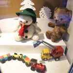 28.12.2021. Kielce. Wystawa zabawek w witrynach Muzeum Zabawek i Zabawy / Jarosław Kubalski / Radio Kielce