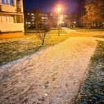 20.12.2021. Kielce. Śliskie ulice i chodniki / Jarosław Kubalski / Radio Kielce