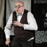 15.12.2021. Radio Kielce. Spektakl „A ponad ziemią z kulami latały brylanty. Rzecz o Krzysztofie Kamilu Baczyńskim” / Wiktor Taszłow / Radio Kielce