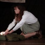 15.12.2021. Radio Kielce. Spektakl „A ponad ziemią z kulami latały brylanty. Rzecz o Krzysztofie Kamilu Baczyńskim” / Wiktor Taszłow / Radio Kielce