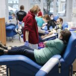 16.12.2021. Kielce. Akcja „Choinka dla życia” / Wiktor Taszłow / Radio Kielce