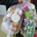 16.12.2021. Kielce. Przekazanie ozdób świątecznych i zabawek dla pacjentów Świętokrzyskiego Centrum Pediatrii / Wiktor Taszłow / Radio Kielce