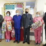 16.12.2021. Kielce. Przekazanie ozdób świątecznych i zabawek dla pacjentów Świętokrzyskiego Centrum Pediatrii / Wiktor Taszłow / Radio Kielce