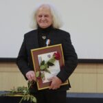 20.12.2021. Kielce. Wręczenie Odznaki Honorowej Województwa Świętokrzyskiego. Na zdjęciu: Cezary Łutowicz / Wiktor Taszłow / Radio Kielce