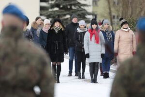 21.12.2021. Kielce. Obchody Dnia Pamięci Poległych na Misjach na kieleckiej Bukówce / Wiktor Taszłow / Radio Kielce