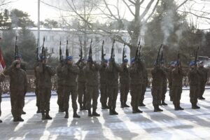 21.12.2021. Kielce. Obchody Dnia Pamięci Poległych na Misjach na kieleckiej Bukówce / Wiktor Taszłow / Radio Kielce