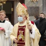 25.12.2021. Kielce. Uroczysta msza świąteczna / Wiktor Taszłow / Radio Kielce