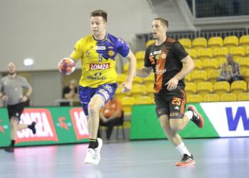 27.11.2021. Kielce. Mecz PGNiG Superligi: Łomża Vive Kielce - MKS Zagłębie Lubin / Wiktor Taszlow / Radio Kielce