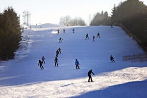 Stoki narciarskie w województwie świętokrzyskim