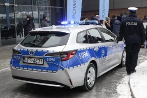 29.12.2021. Kielce. Przekazanie radiowozów dla Komendy Miejskiej Policji w Kielcach / Wiktor Taszłow / Radio Kielce