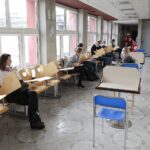 02.12.2021. Kielce. Pracownicy urzędu marszałkowskiego oddają honorowo krew / Wiktor Taszłow / Radio Kielce