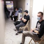 02.12.2021. Kielce. Pracownicy urzędu marszałkowskiego oddają honorowo krew / Wiktor Taszłow / Radio Kielce