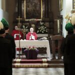 04.12.2021. Kielce. Klasztor na Karczówce. Msza Barbórkowa w intencji górników. / Wiktor Taszłow / Radio Kielce