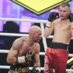 04.12.2021. Kielce. Suzuki Boxing Night X. Walka wieczoru: Michał Łoniewski - Daniel Adamiec (w czerwonych spodenkach) / Wiktor Taszłow / Radio Kielce