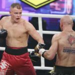 04.12.2021. Kielce. Suzuki Boxing Night X. Walka wieczoru: Michał Łoniewski - Daniel Adamiec (w czerwonych spodenkach) / Wiktor Taszłow / Radio Kielce