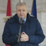 05.12.2021. Wolica. Wmurowanie aktu erekcyjnego pod budowę przychodni. Na zdjęciu: Sebastian Skuza - sekretarz stanu w Ministerstwie Finansów / Wiktor Taszłow / Radio Kielce